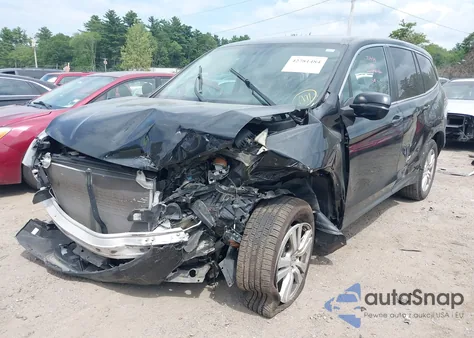 2018 Honda Pilot Lx z USA, uszkodzony, nr VIN 5FNYF6H15JB072560